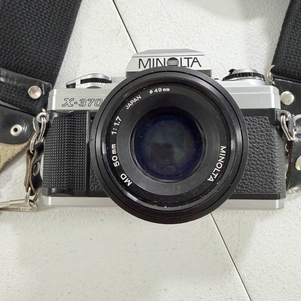 Minolta X-370 35mm SLR Film Camera W/ Lenses Flash Winder ALL UNTESTED AS IS - Picture 3 of 16